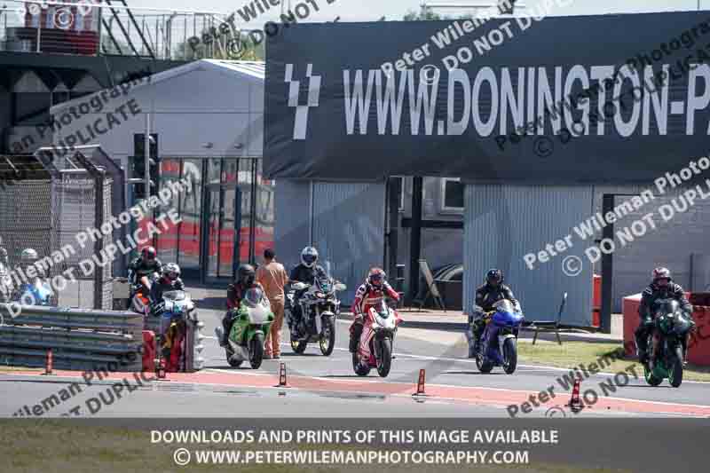 donington no limits trackday;donington park photographs;donington trackday photographs;no limits trackdays;peter wileman photography;trackday digital images;trackday photos